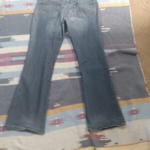 Classic Blue Women's Levis Jeans 518 Bootcut